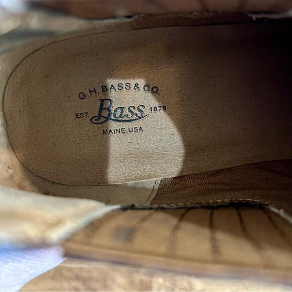 G.H. Bass & Co Women’s Naomi Suede Chelsea Bootie Brown Size 7.5 EUC Girly Fall - Picture 6 of 8